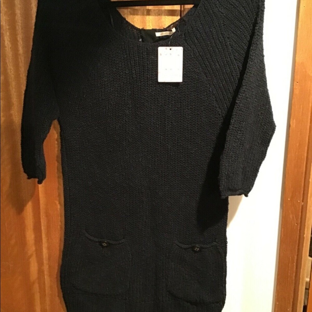 NWT Free people cotton navy knit tunic buttons on the back and 2 pockets S